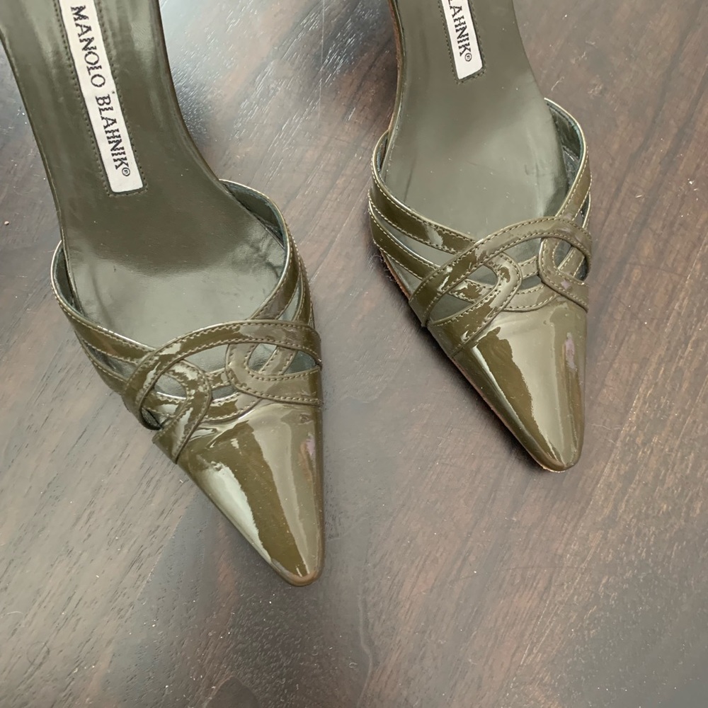 Manolo Blahnik Patent Heels - Picture 2 of 7